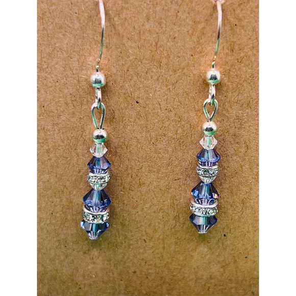 Delicate dangle earrings - Picture 3 of 7